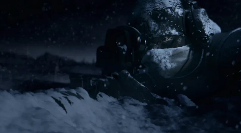 Artwork of Glaz lying down in the snow while aiming through the scope of his rifle.