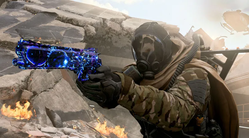 Image of Warzone player aiming down sights of revolver equipped with Warzone Rewards camo